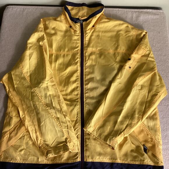 Eddie Bauer Vntg  Men Yellow Rain Jacket Vented  Lined  Zip Front  Mens Lrg  EUC - Picture 2 of 9